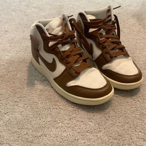 Nike Dunk High PRM ‘Fresh Pecan’ Size 8 Decent Condition